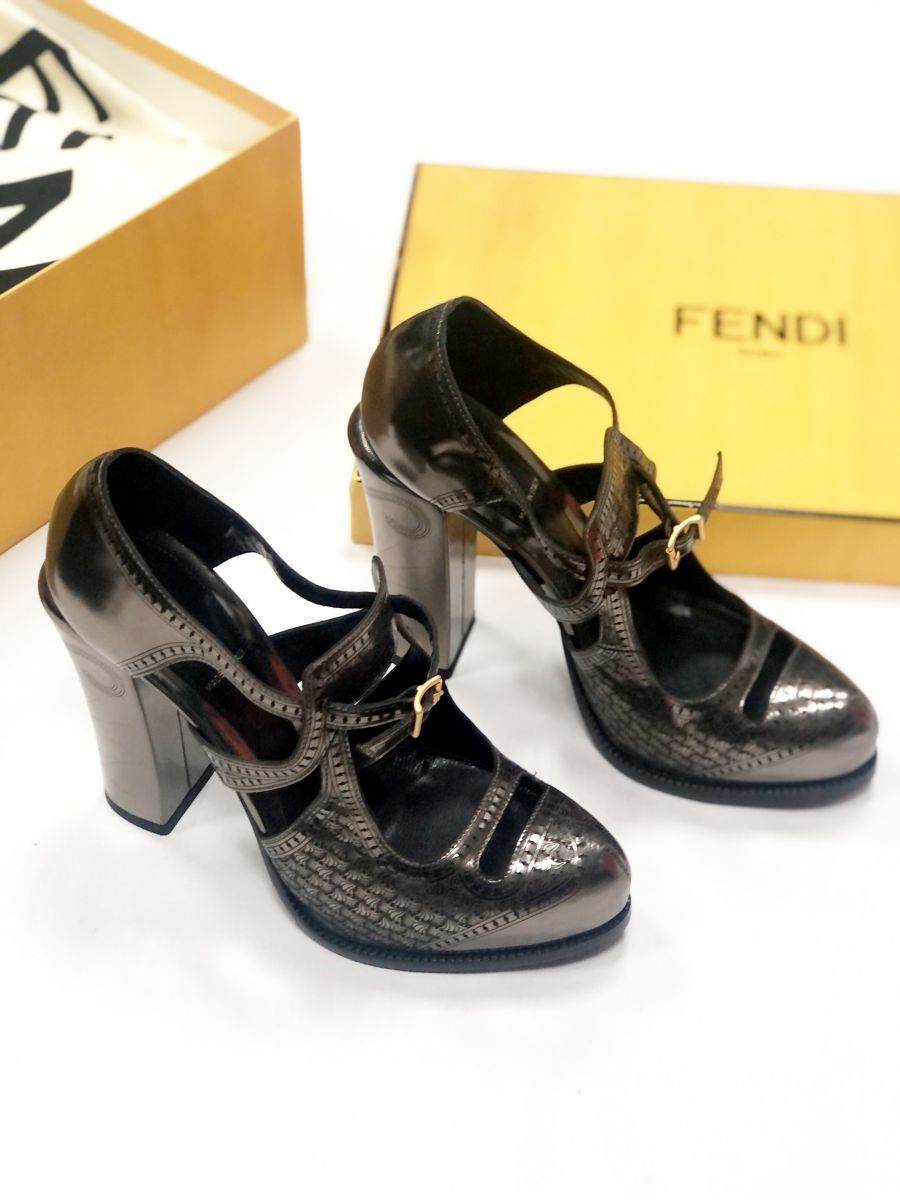 Туфли FENDI размер 38 цена 9 231 руб /новые/