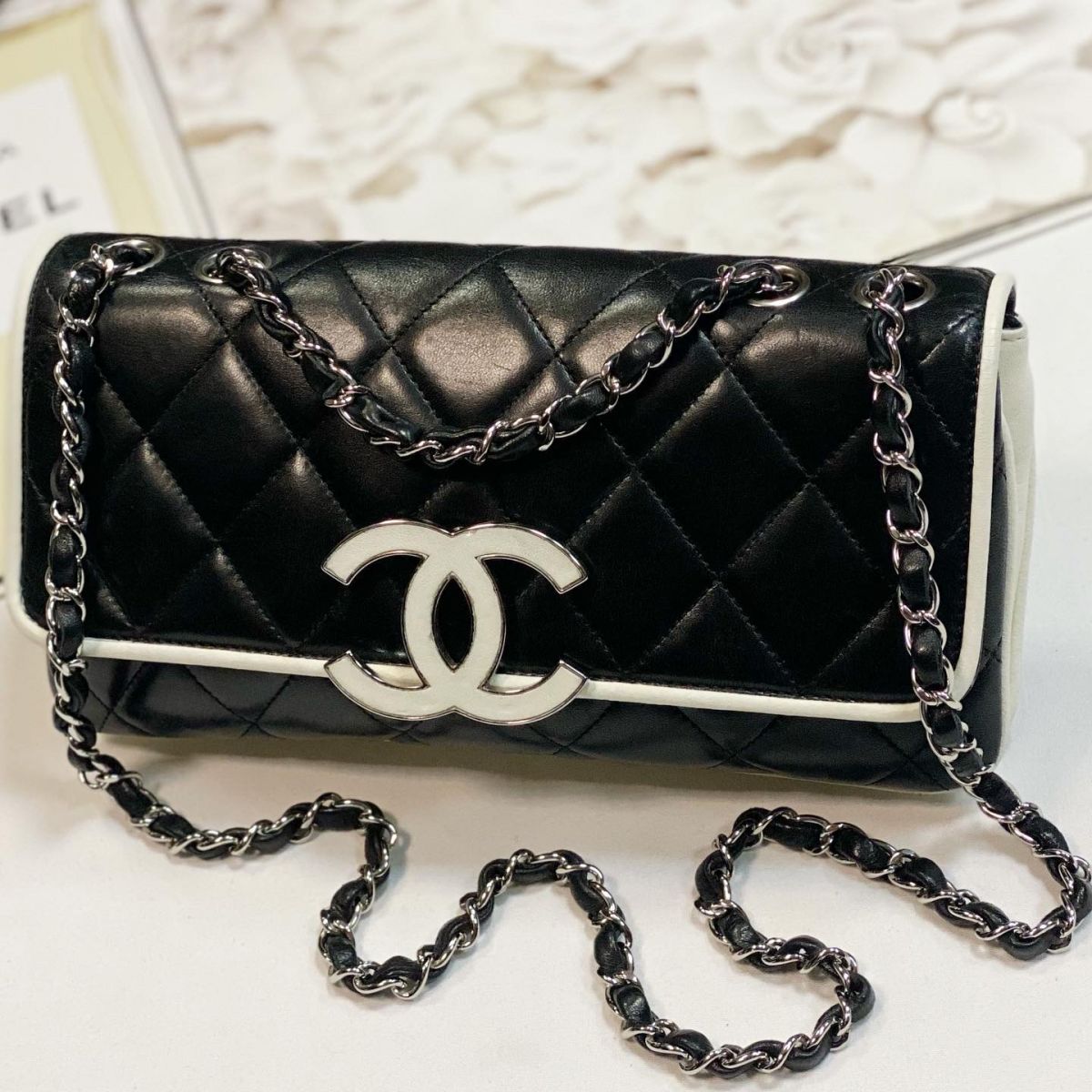 Сумка Chanel размер 26/14 цена 107 693 руб 