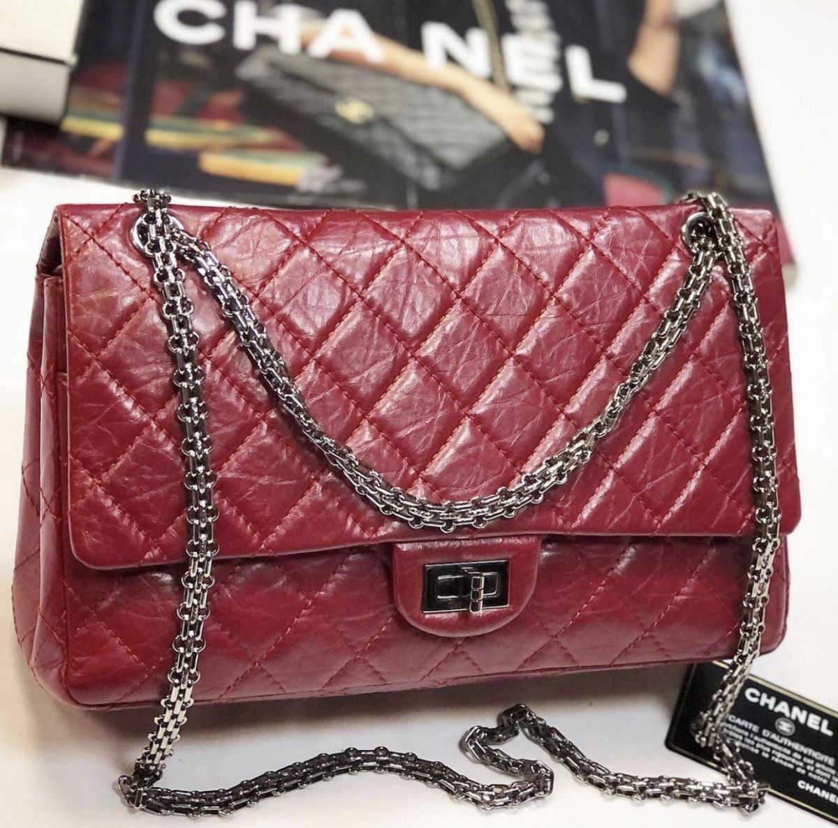 Сумка Chanel  размер 28/18 цена 276 930 руб / карточка / 