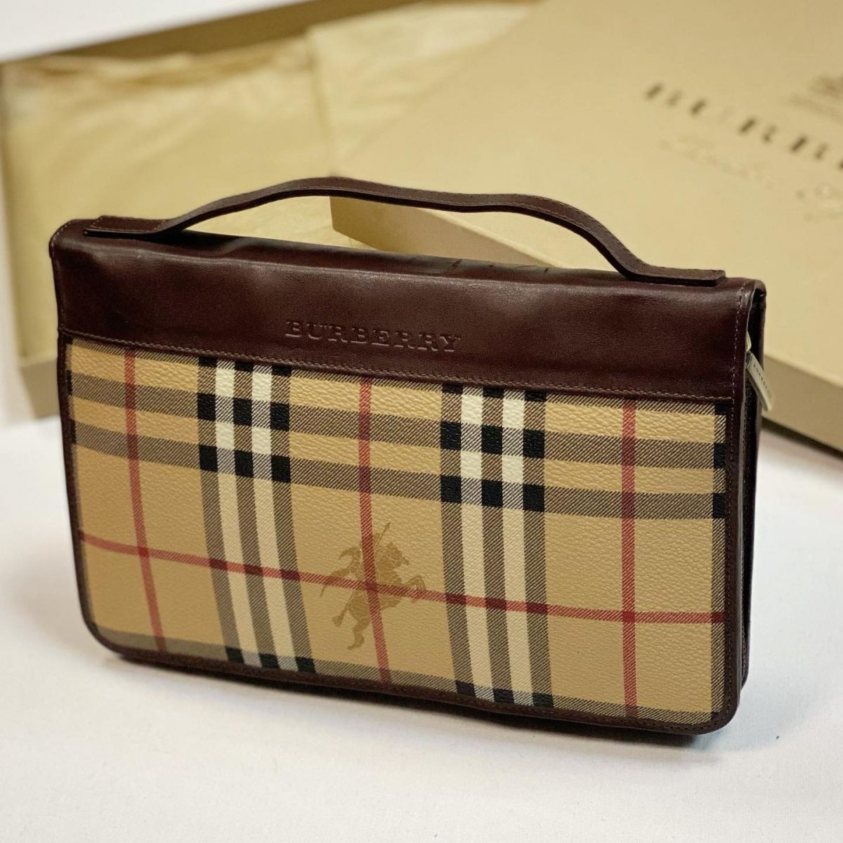 #mechtamen Барсетка Burberry размер 23/15 цена 15 385 руб 