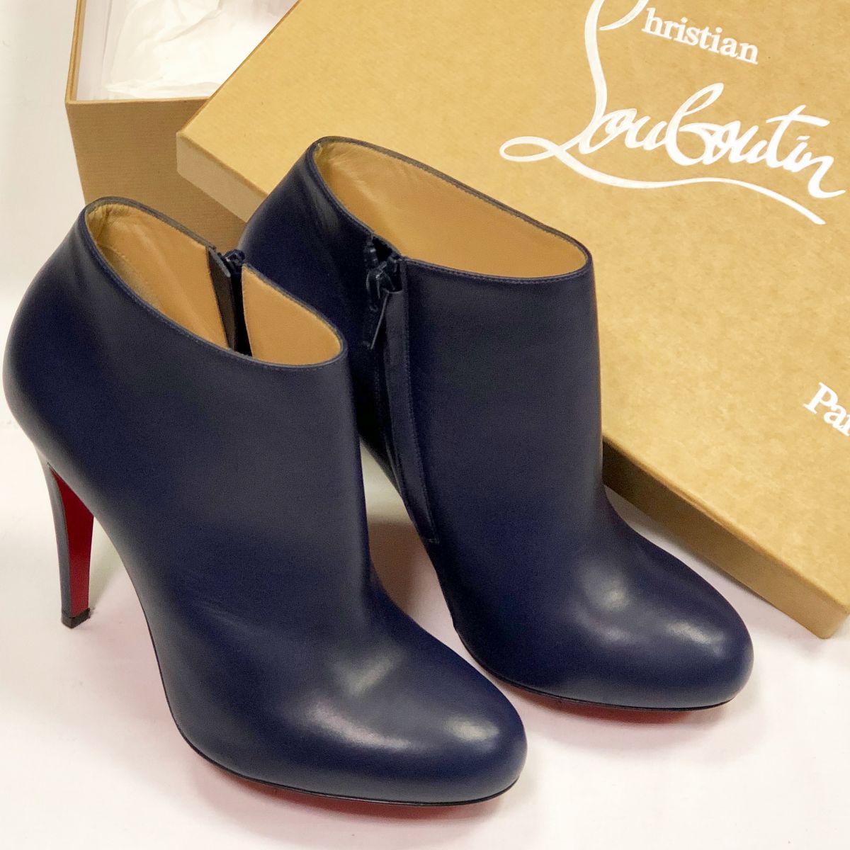 Ботильоны Louboutin размер 38 цена 23 077 руб / новые /