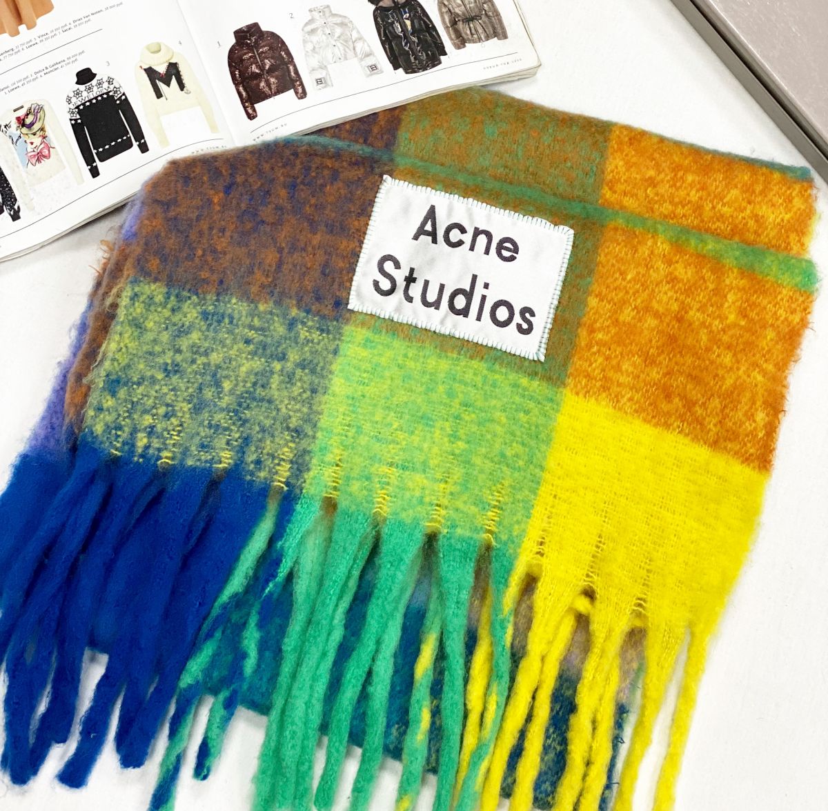 Шарф Acne Studios размер 40/200 цена 12 308 руб
