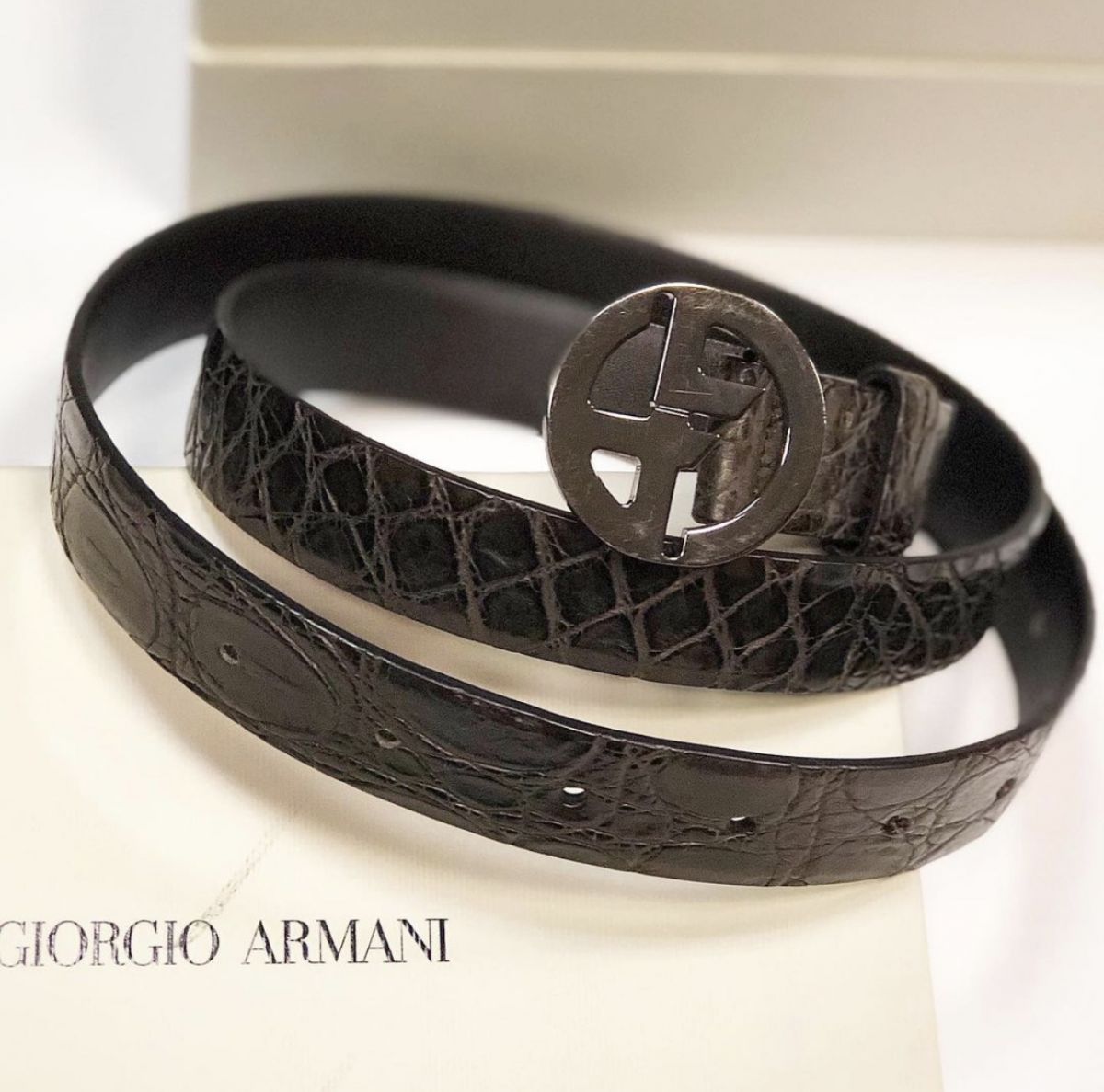 Ремень / крокодил / Giorgio Armani  размер 42 цена 15 385 руб