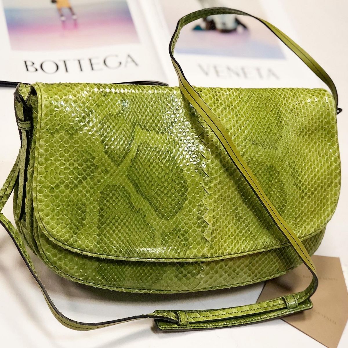 Сумка / питон / Bottega Veneta  размер 30/20 цена 46 155 руб