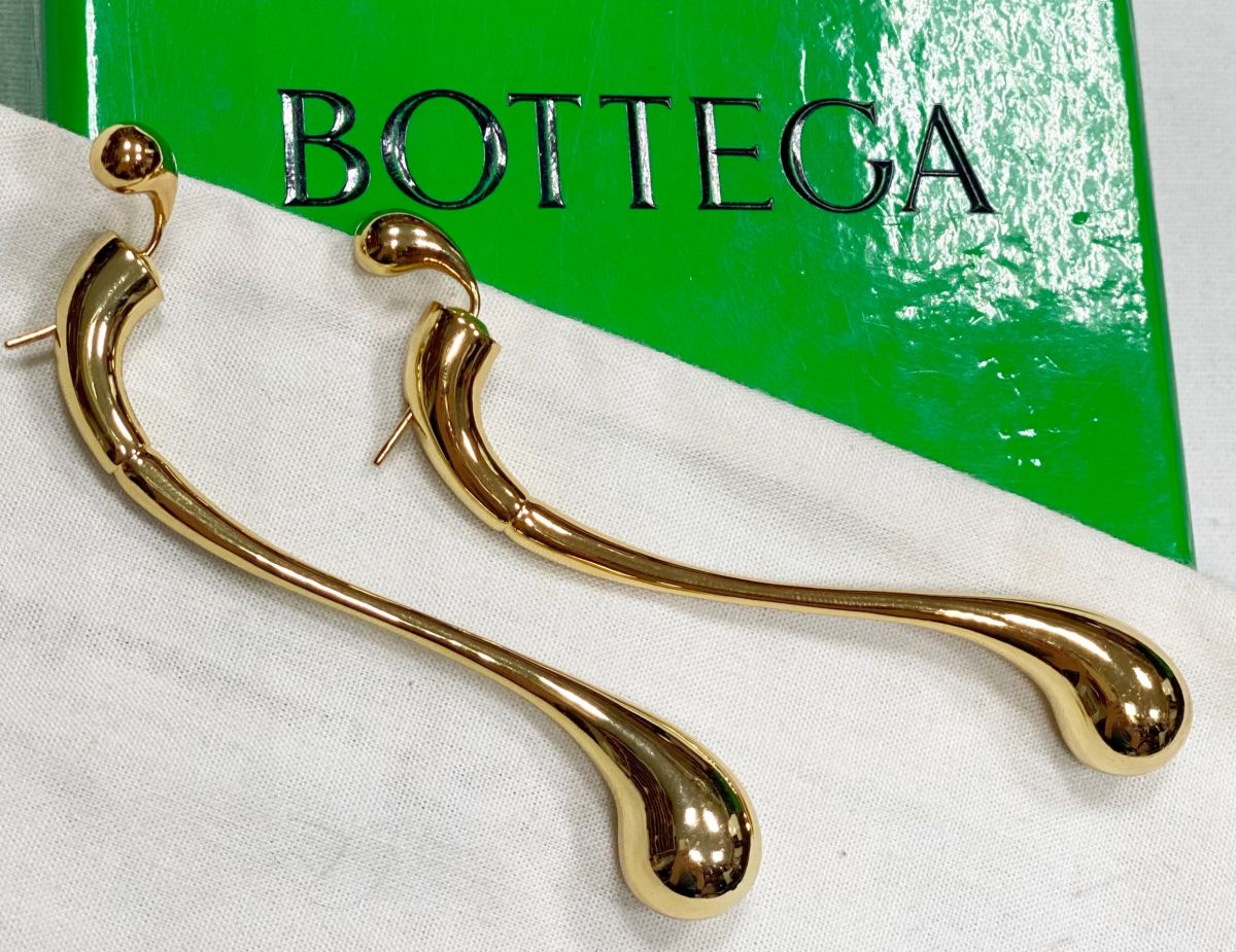 Серьги Bottega Veneta цена 15 385 руб 