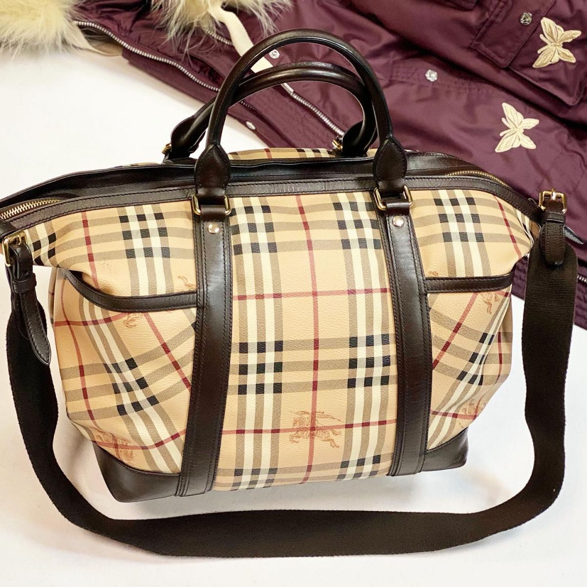 Сумка / дорожная / Burberry размер 30/25 цена 30 770 руб 