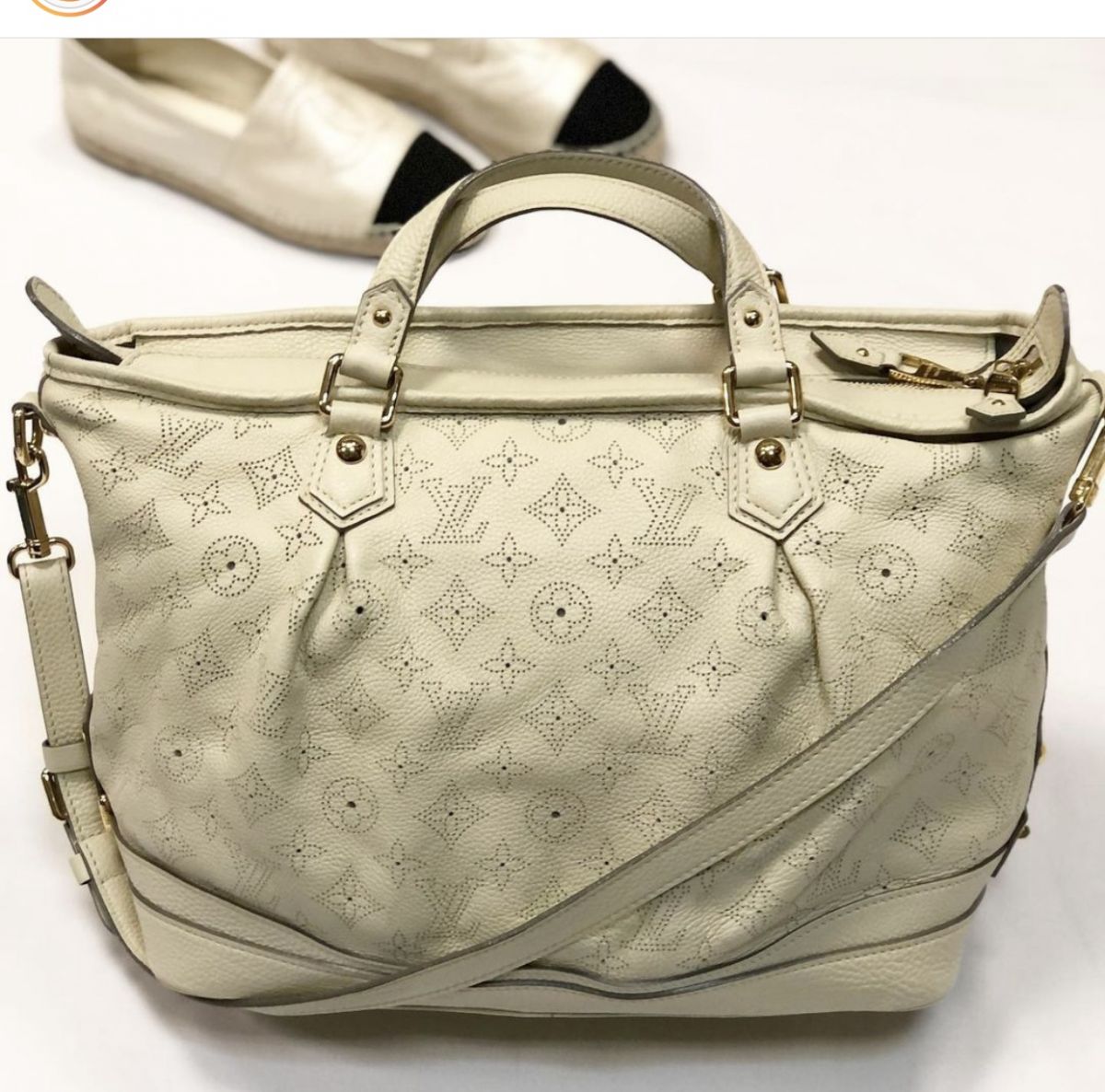 Сумка Louis Vuitton  размер 25/30 цена 38 463 руб