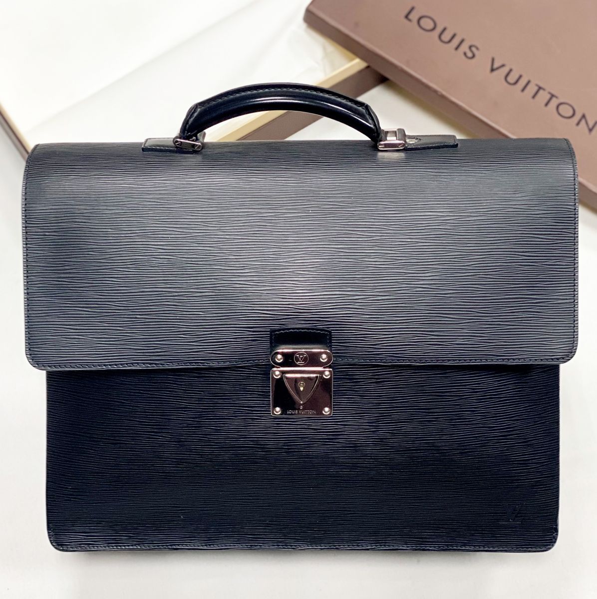 #mechtamen Сумка Louis Vuitton размер 40/30 цена 62 620 руб 