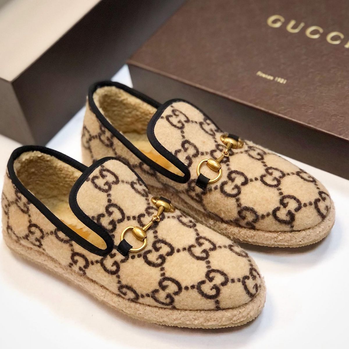 Лоферы / на меху / Gucci  размер 38.5 цена 30 770 руб 