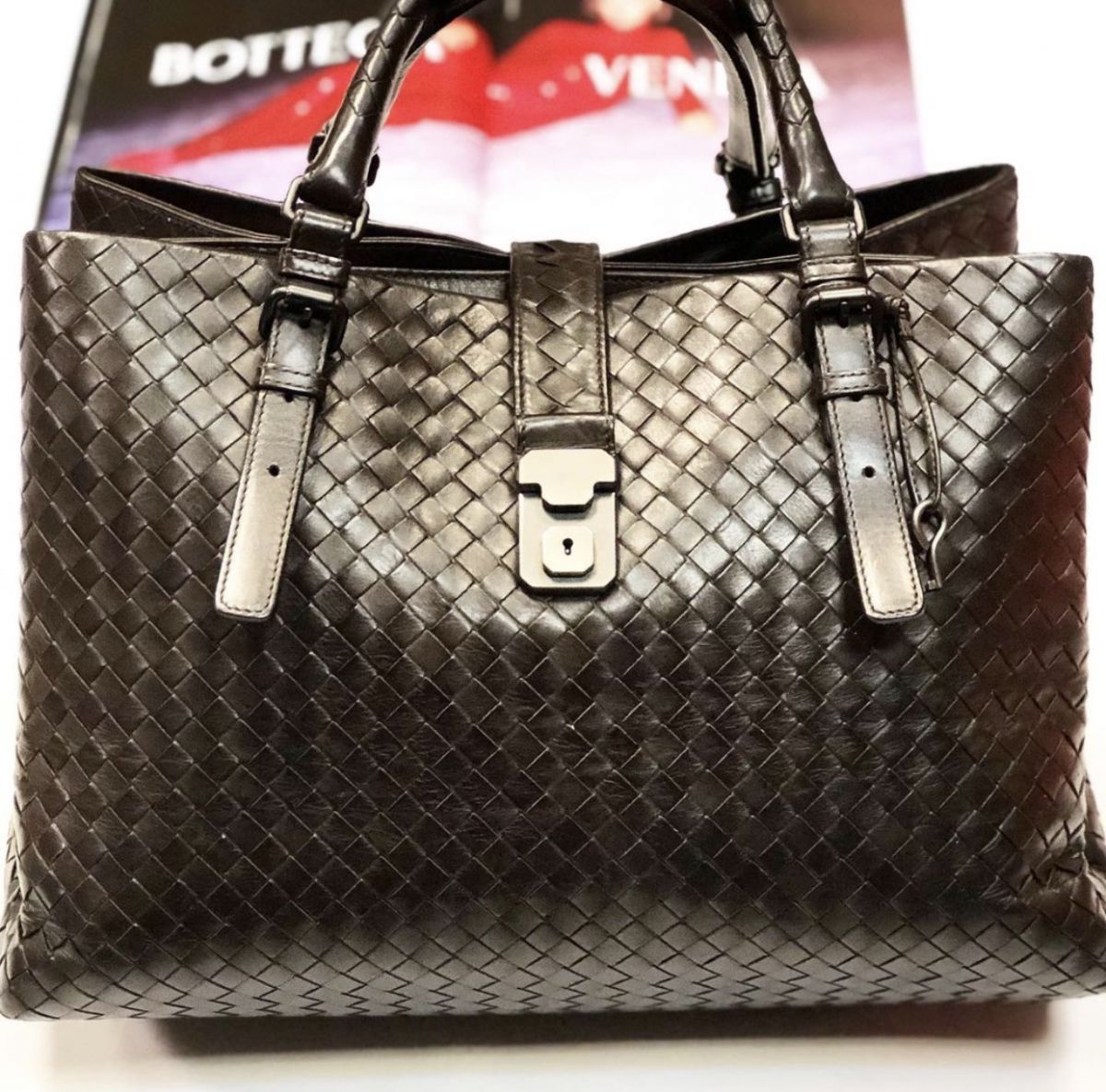 Сумка Bottega Veneta  размер 22/35 цена 76 925 руб