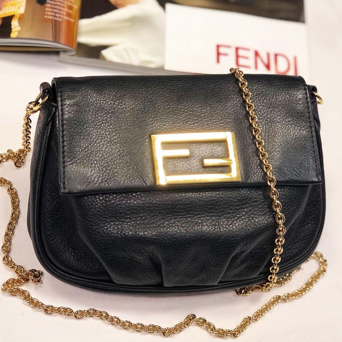 Сумка Fendi  размер 20/15 цена 18 463 руб 