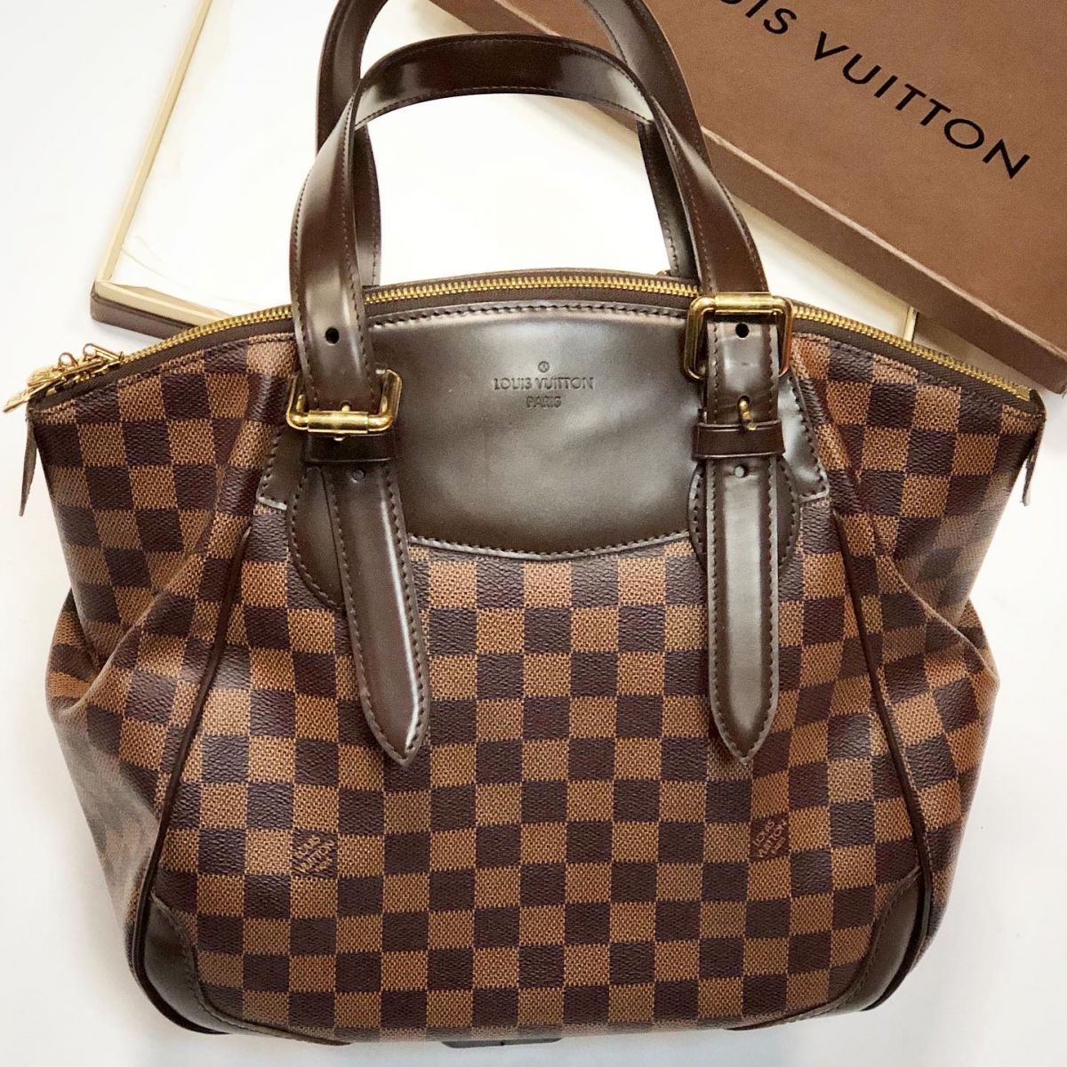 Сумка Louis Vuitton  размер 30/28 цена 46 155 руб