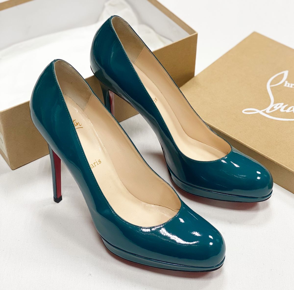 Туфли Louboutin размер 42 цена 10 770 руб 