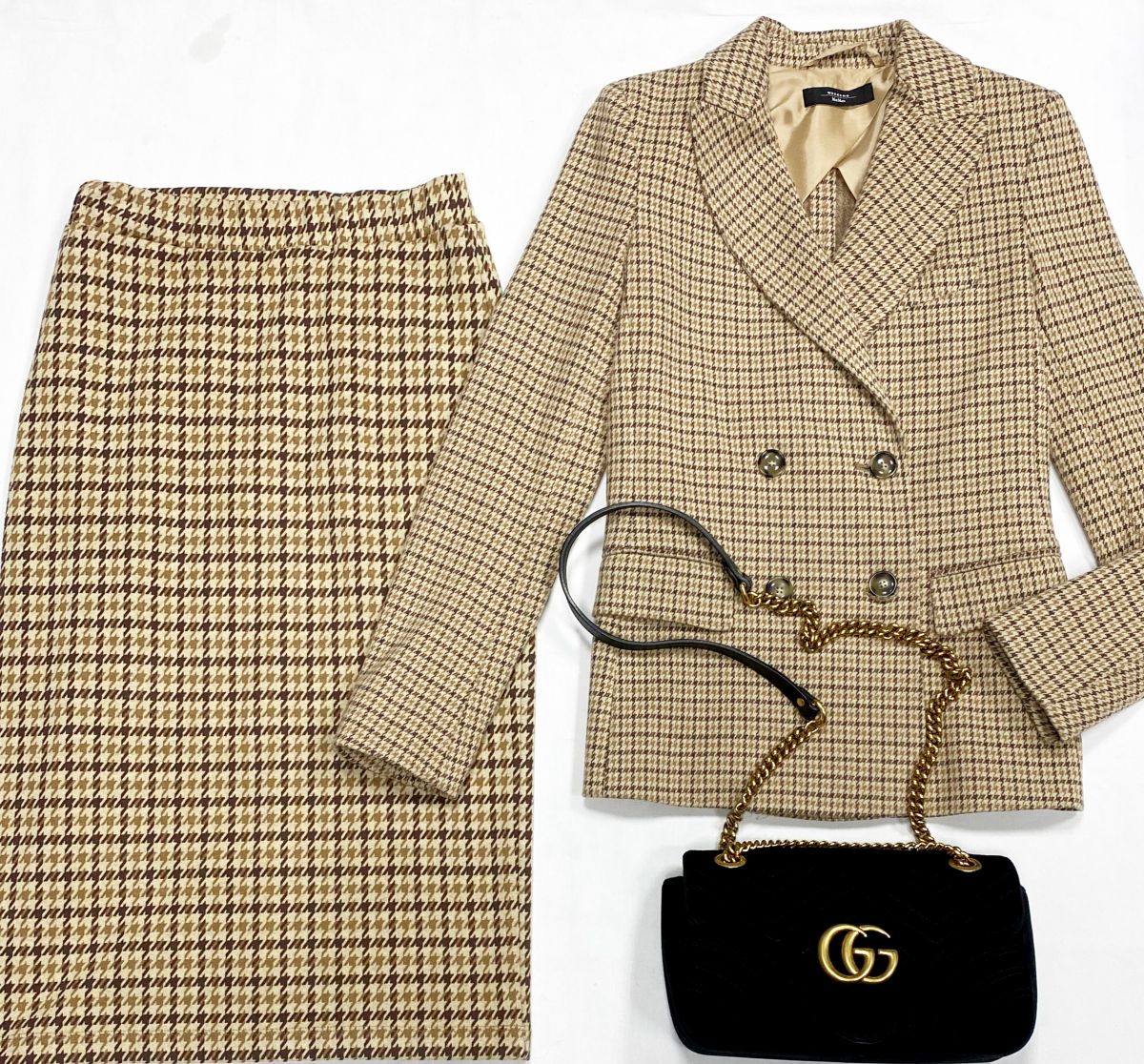 Костюм Weekend/Max Mara/ размер 38 цена 18 462 руб
Сумка Gucci 