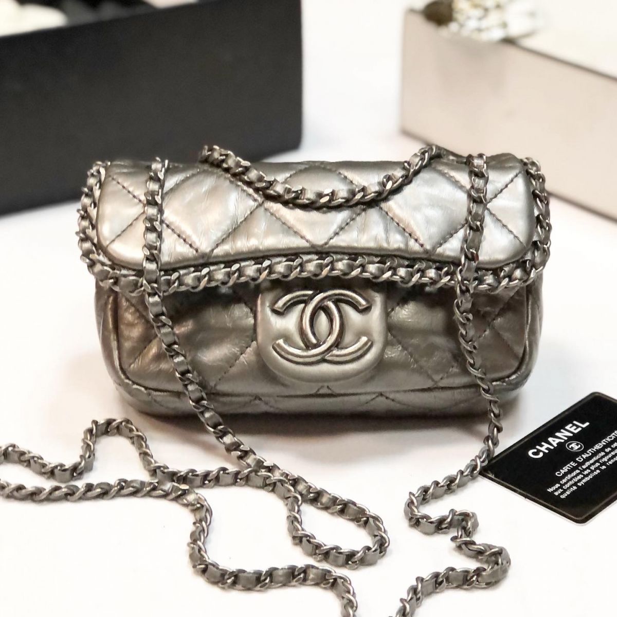 Сумочка CHANEL размер 11/15 Цена 215 390 руб /карточка/