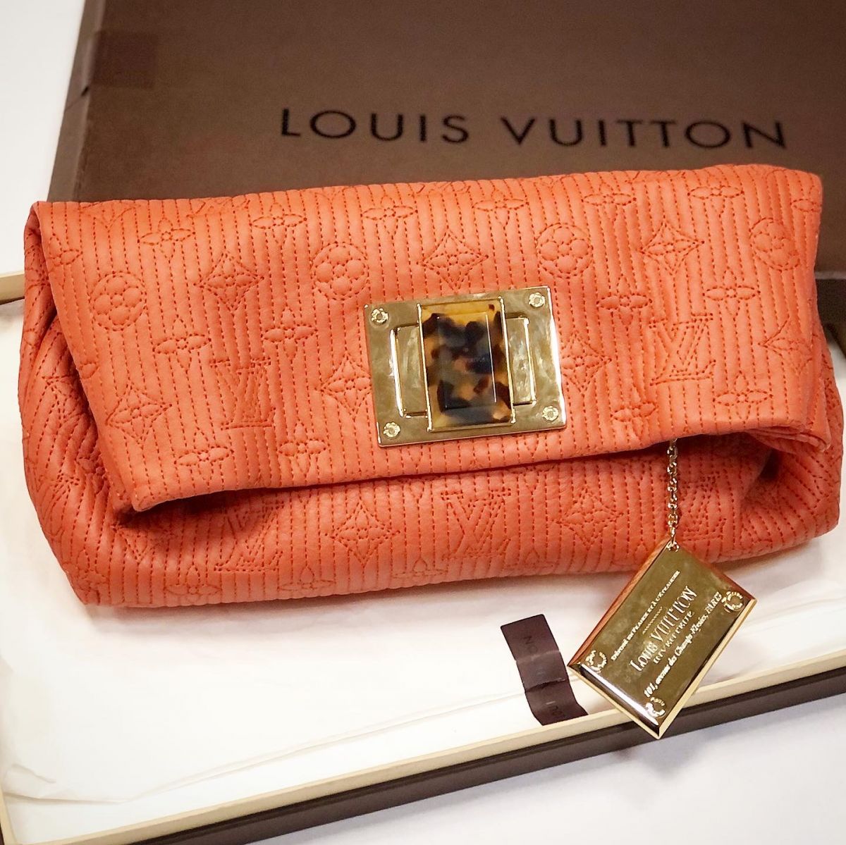 Клатч Louis Vuitton  размер 30/15 цена 38 463 руб