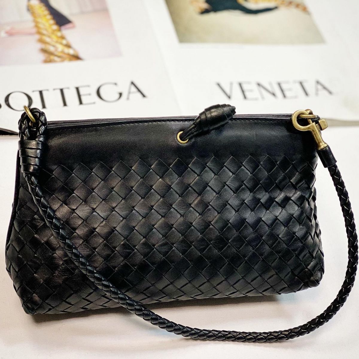 Сумочка Bottega Veneta размер 25/15 цена 30 770 руб 