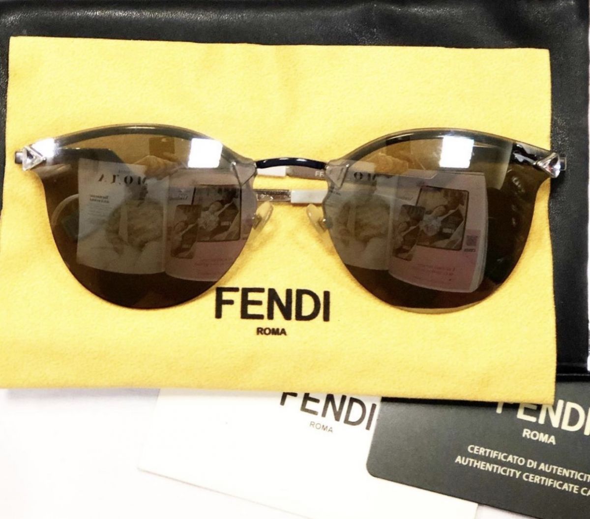 Очки Fendi цена 7 693 руб