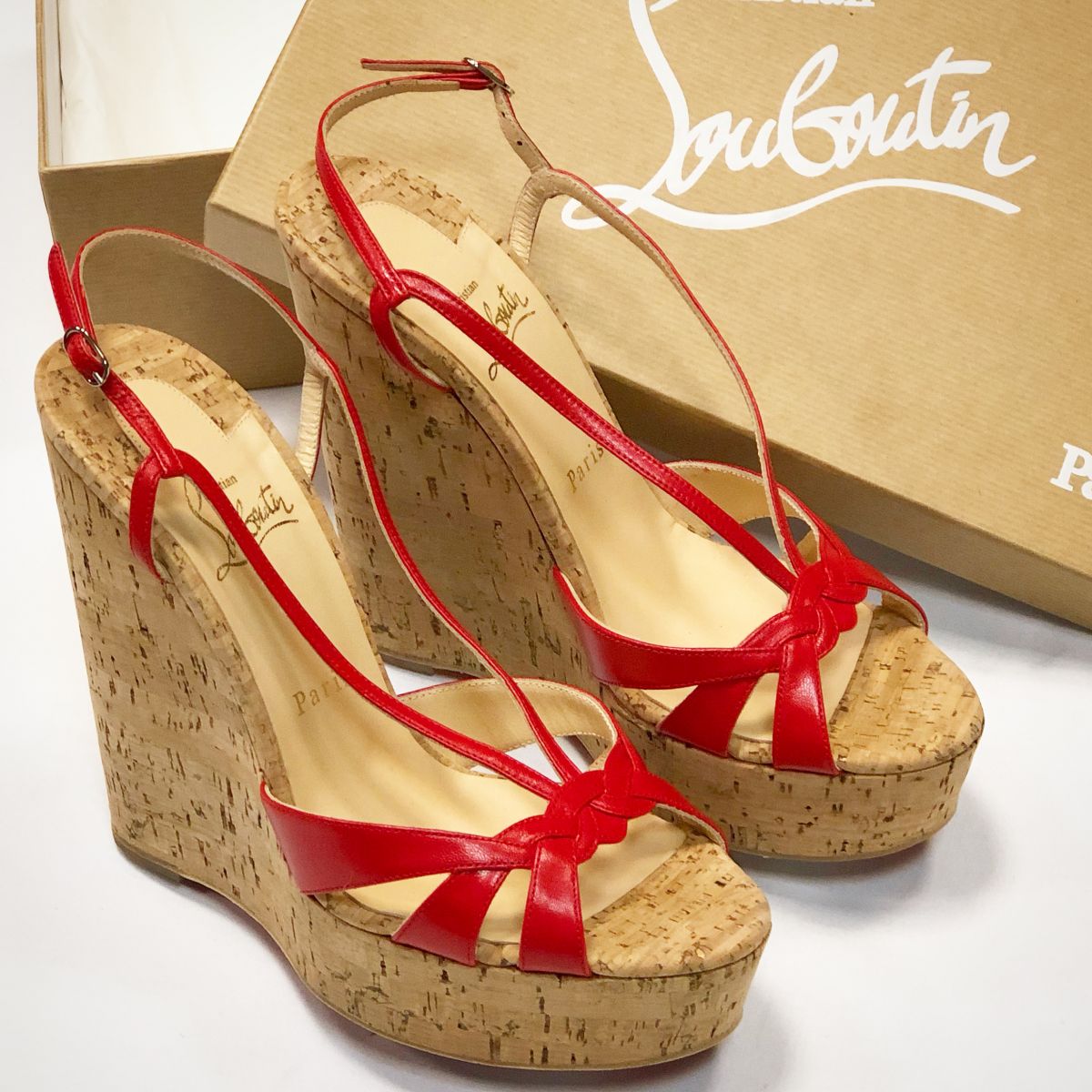 Босоножки Louboutin  размер 38 цена 9 231 руб 