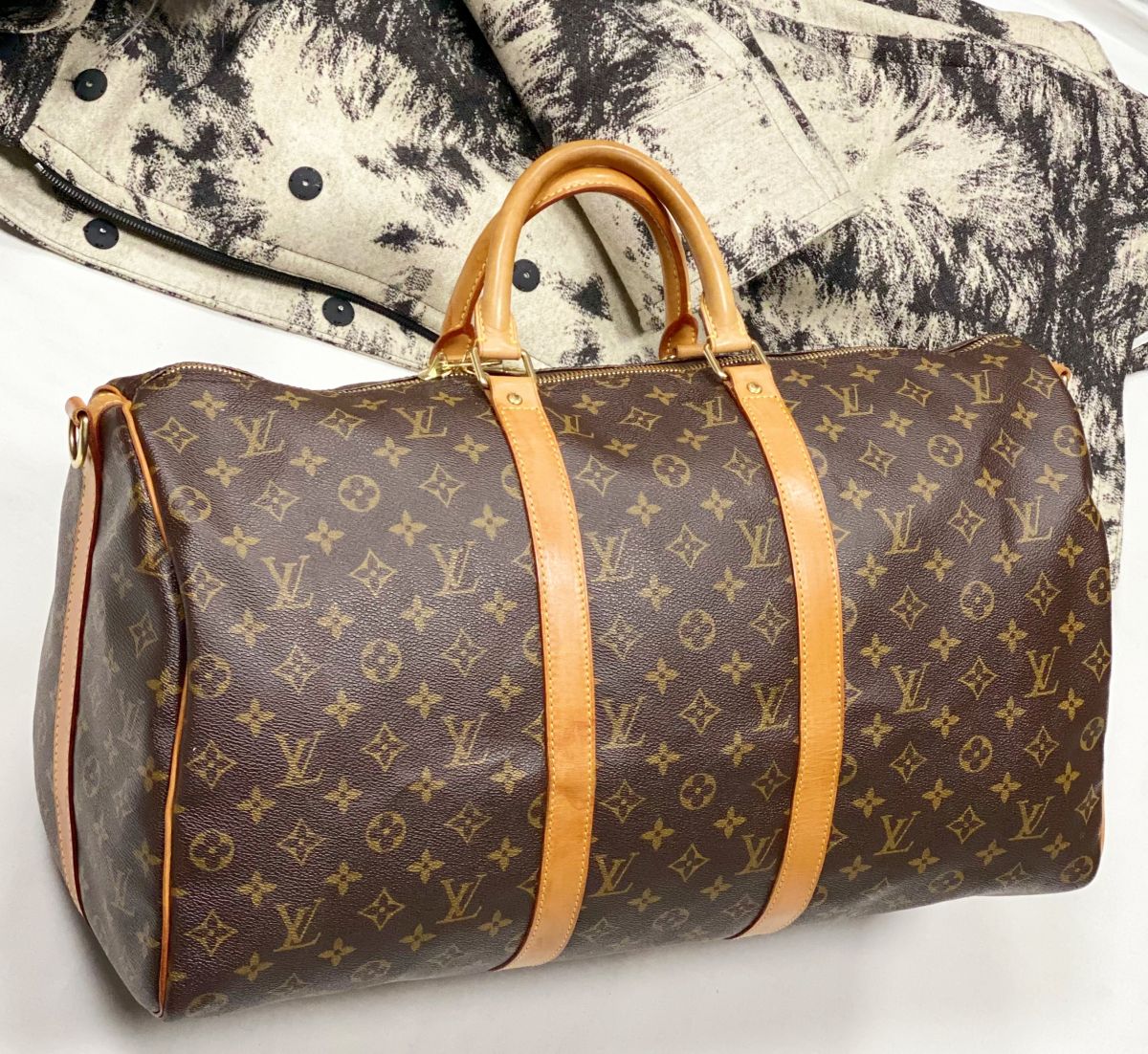 Сумка / дорожная / Louis Vuitton размер 50/30 цена 76 925 руб 