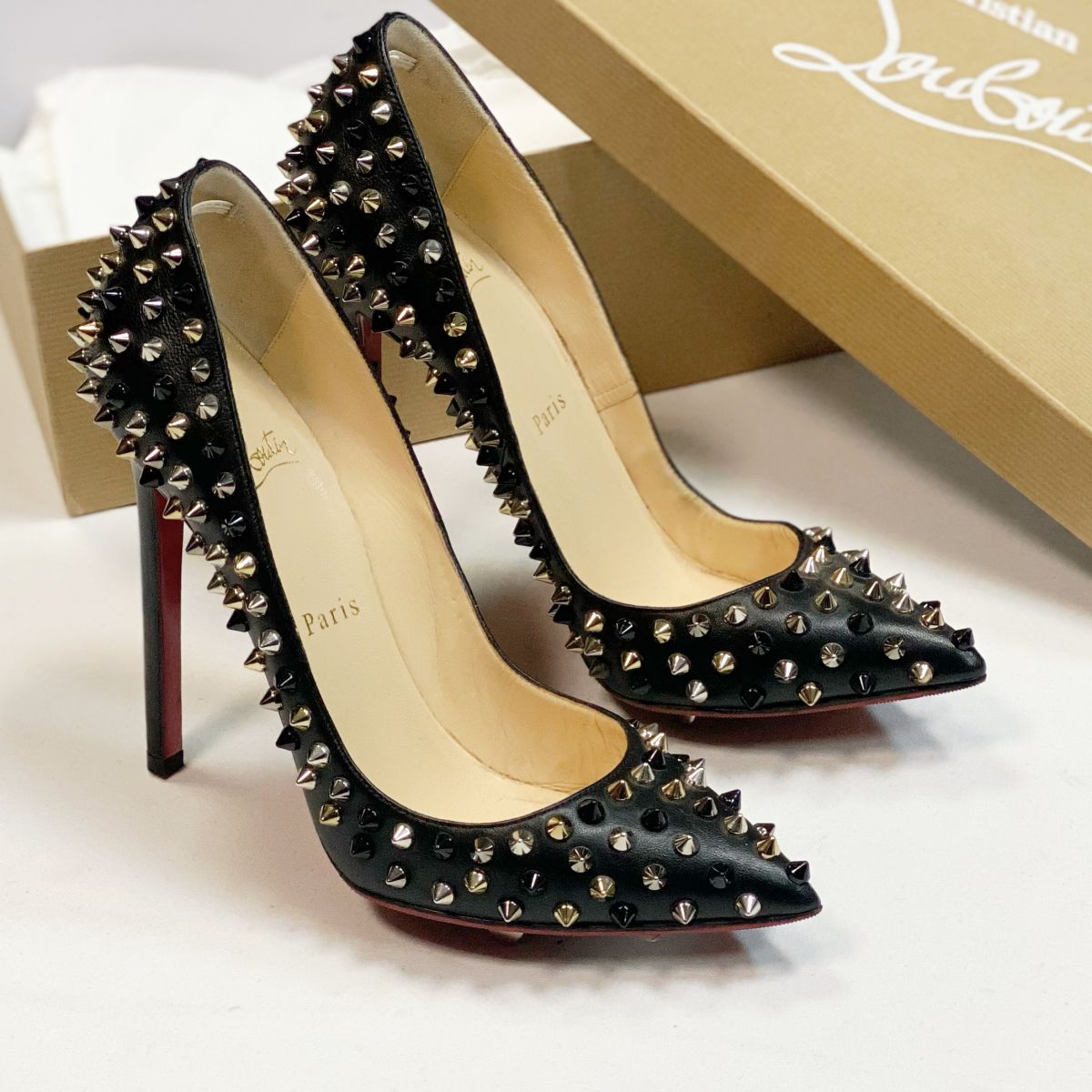 Туфли Louboutin размер 37.5 цена 15 385 руб 