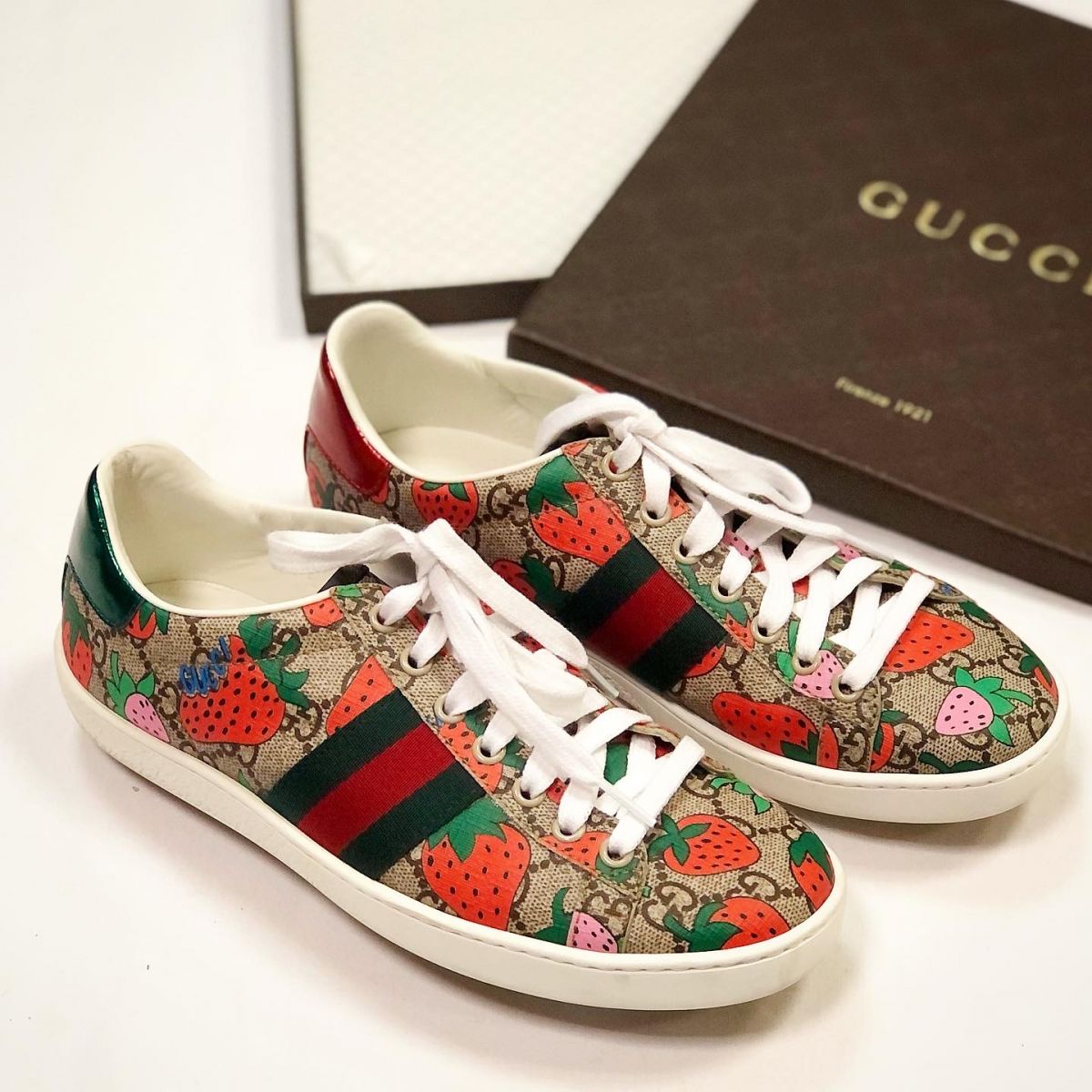 Кеды Gucci  размер 37 цена 38 463 руб 