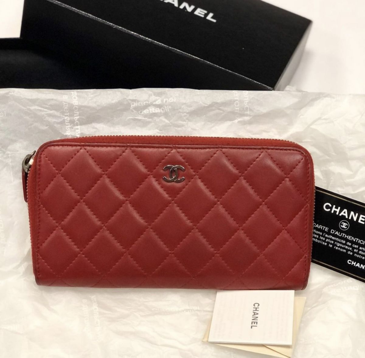 Кошелёк Chanel  цена 23 078 руб /коробка/карточка/