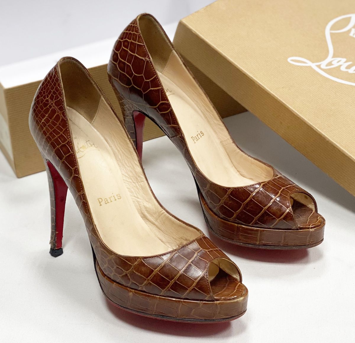 Туфли Louboutin размер 37 цена 9 231 руб
