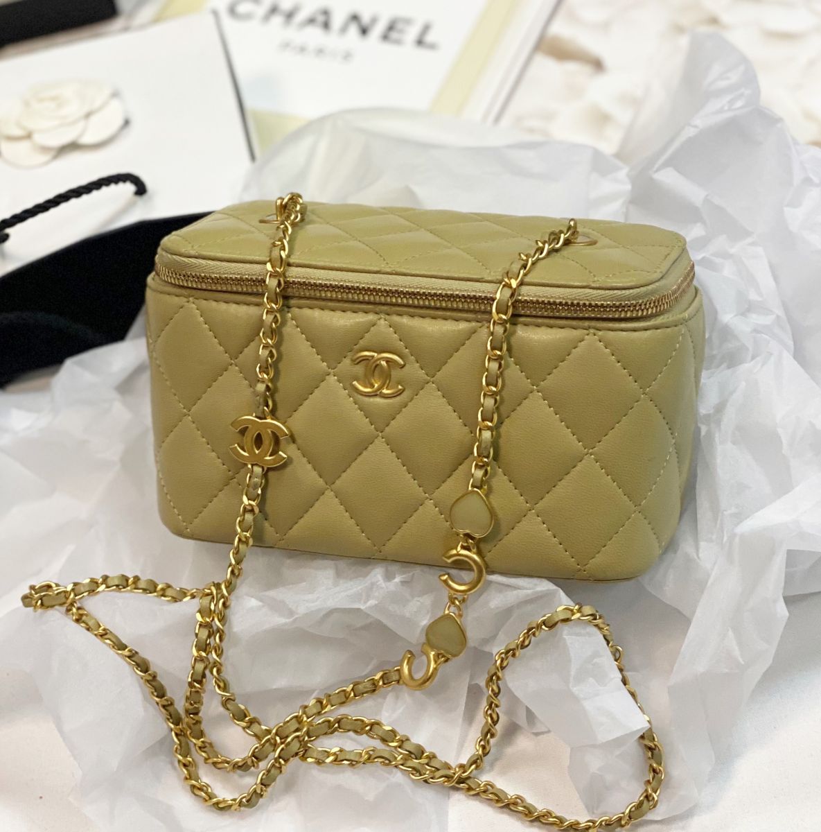 Сумка Chanel размер 16/10 цена 230 770 руб 