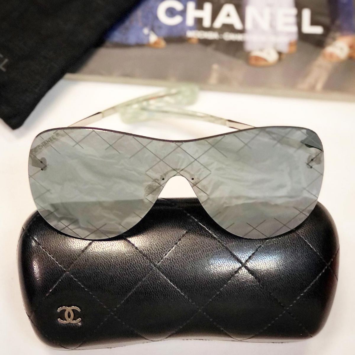 Очки Chanel  цена 15 385 руб 