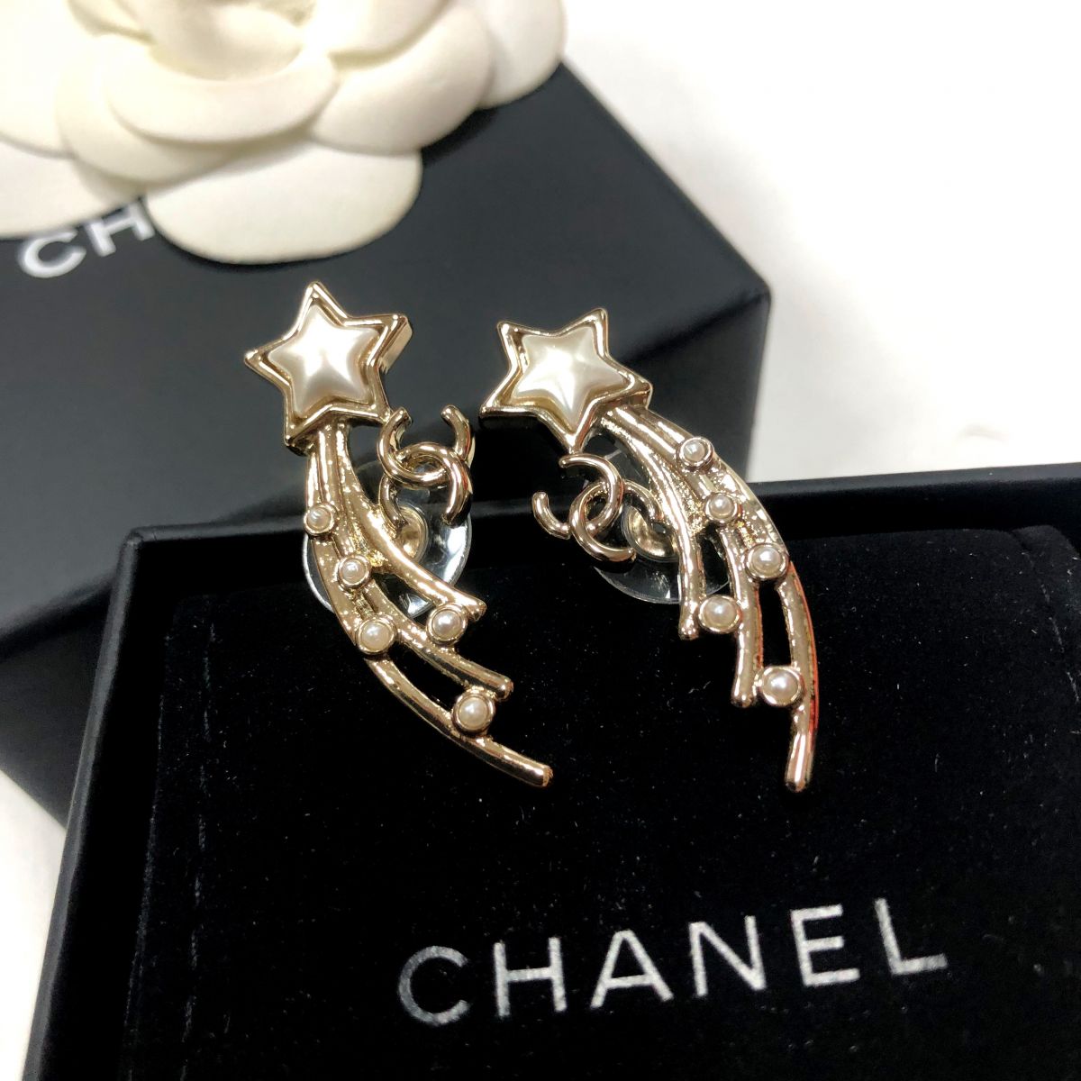 Серьги Chanel цена 38 463 руб