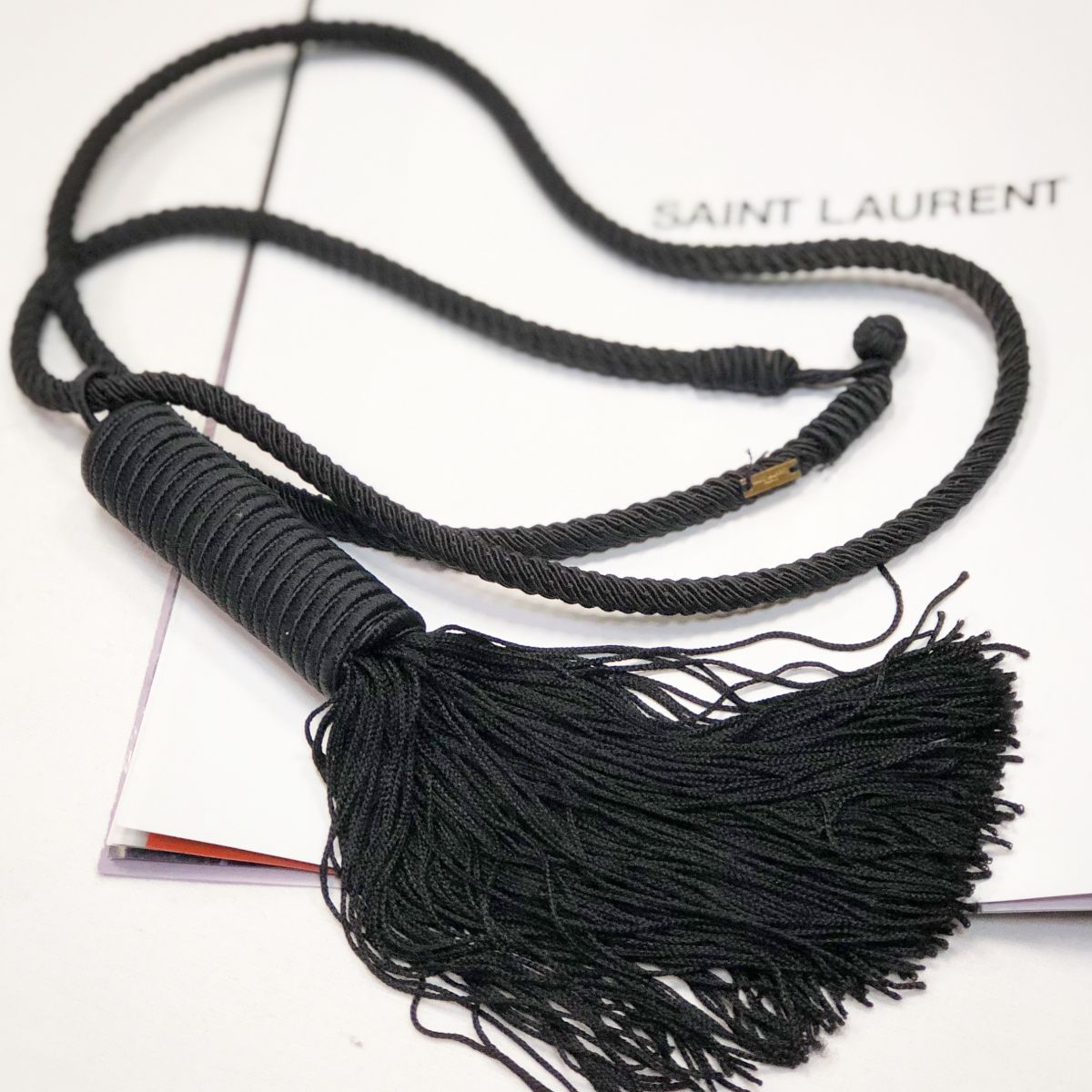 Колье Saint Laurent  цена 4 616 руб