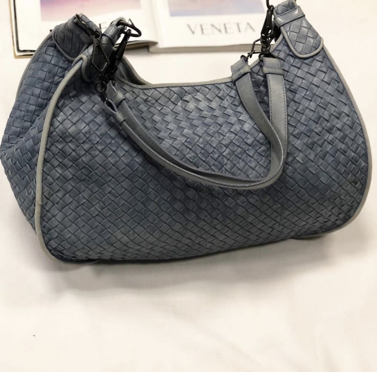 Сумка Bottega Veneta  размер 25/35 цена 38 463 руб