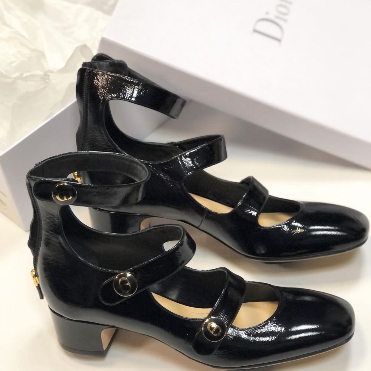 Туфли Christian Dior  39.5 цена 38 463 руб /новые/ 