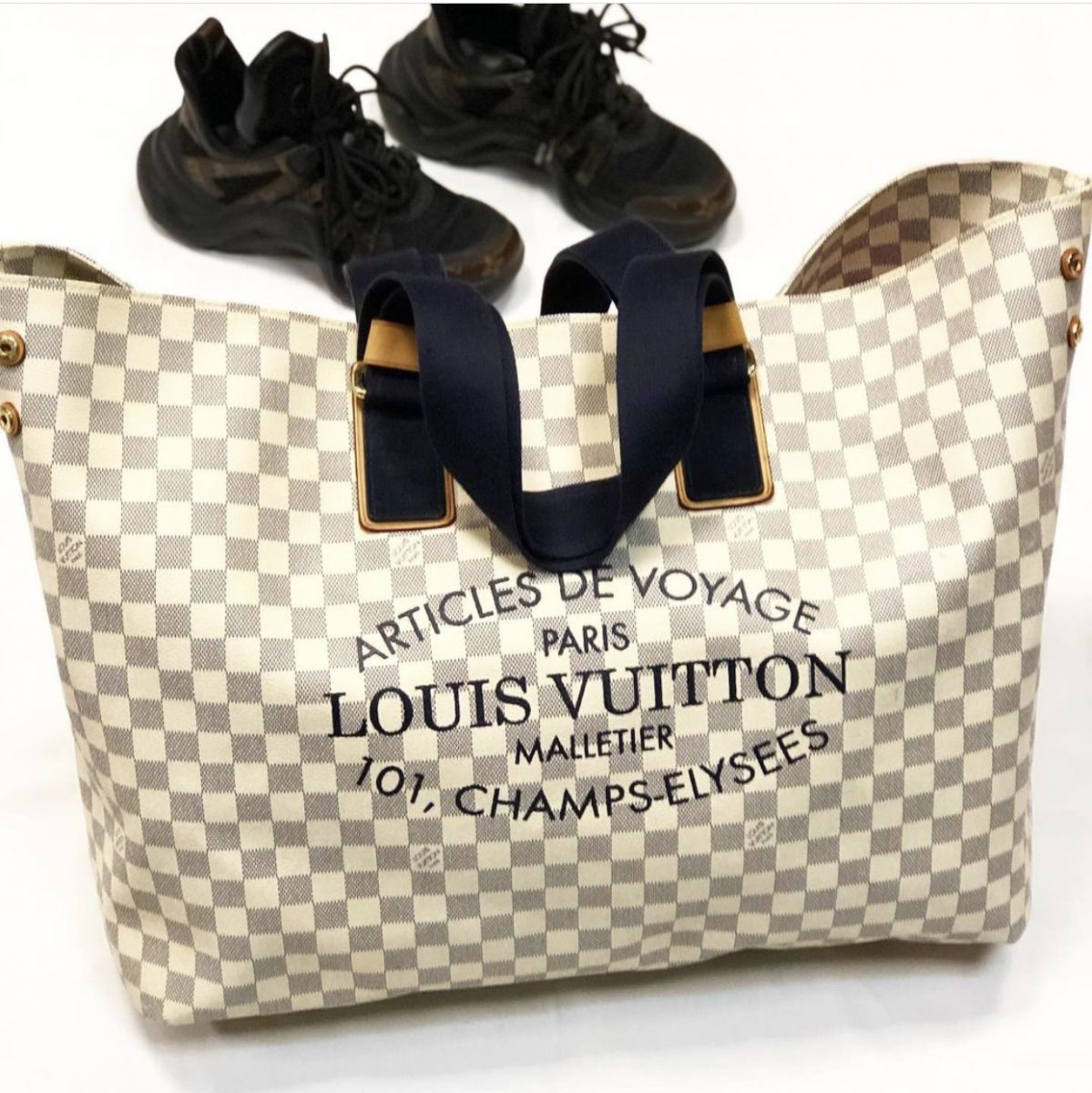 Сумка Louis Vuitton размер 40/55 цена 46 155 руб