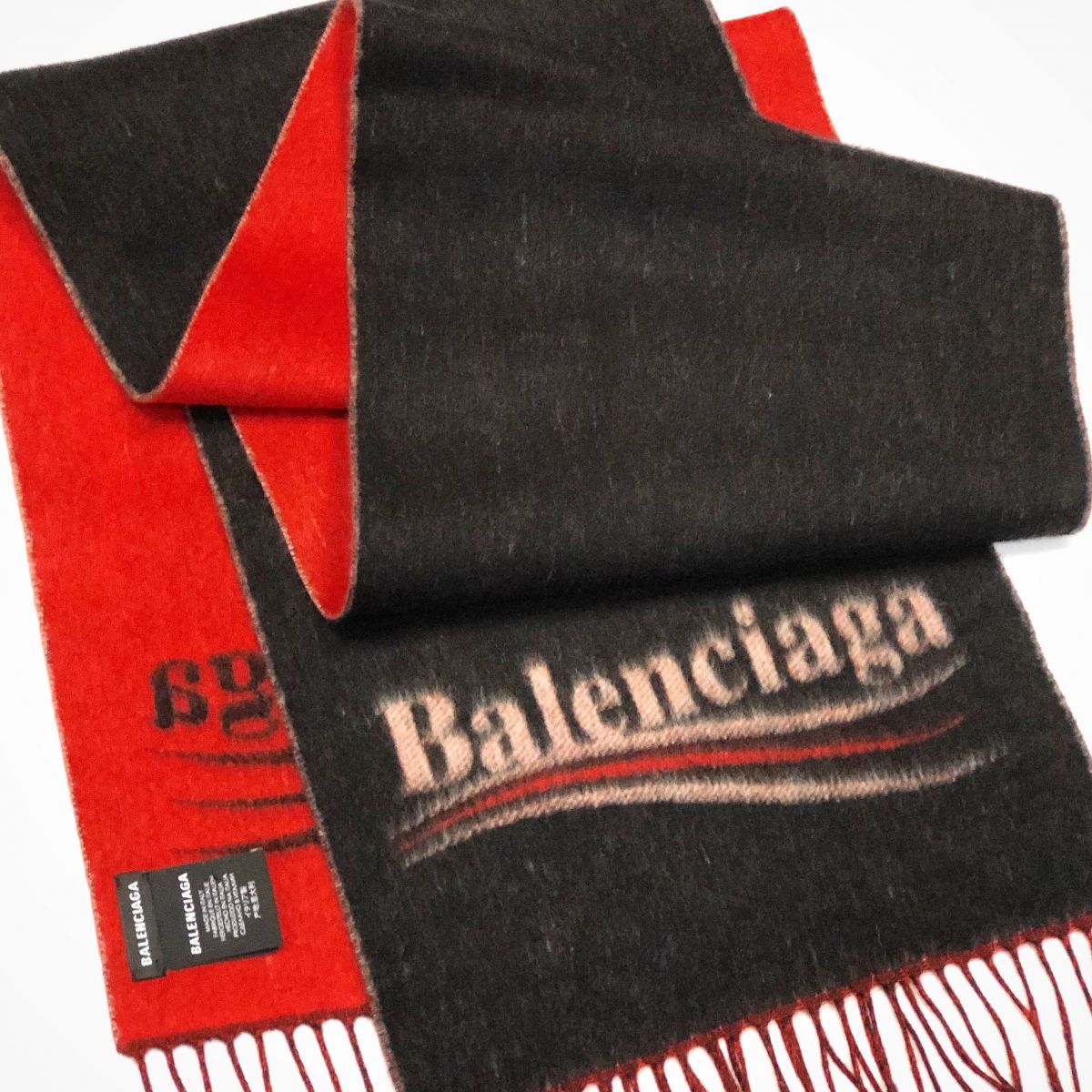 Шарф / кашемир / шерсть / Balenciaga  размер 190/35 цена 26 155 руб / новый /