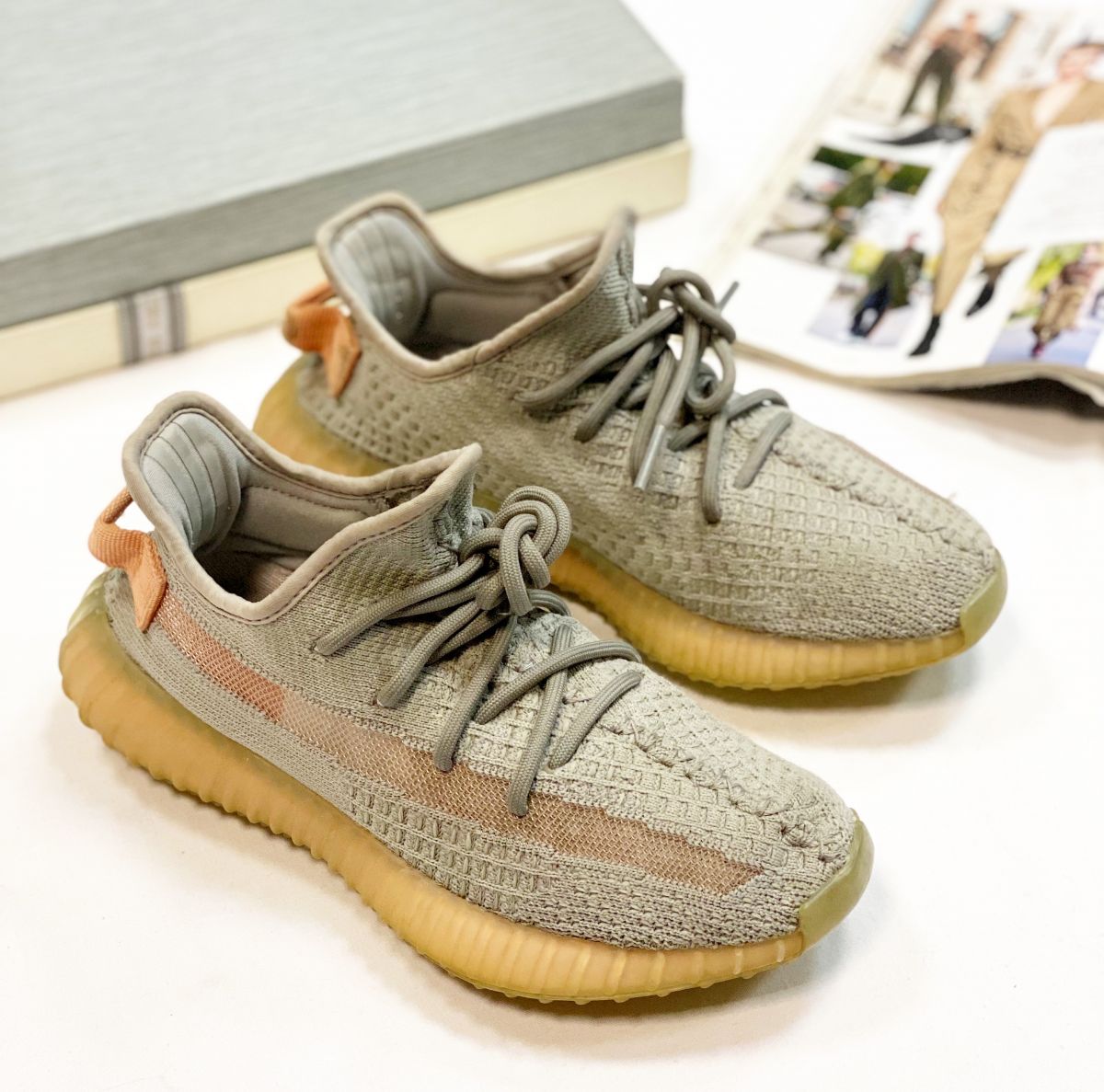 Кеды Adidas Yeezy размер 37.5 цена 10 770 руб 