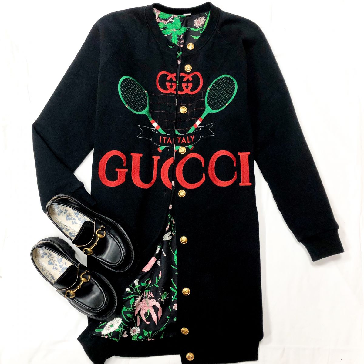 Бомбер двухсторонний GUCCI
Размер М цена 61 
540 руб