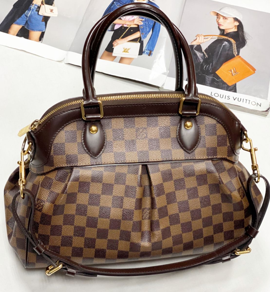 Сумка Louis Vuitton размер 35/25 цена 61 540 руб