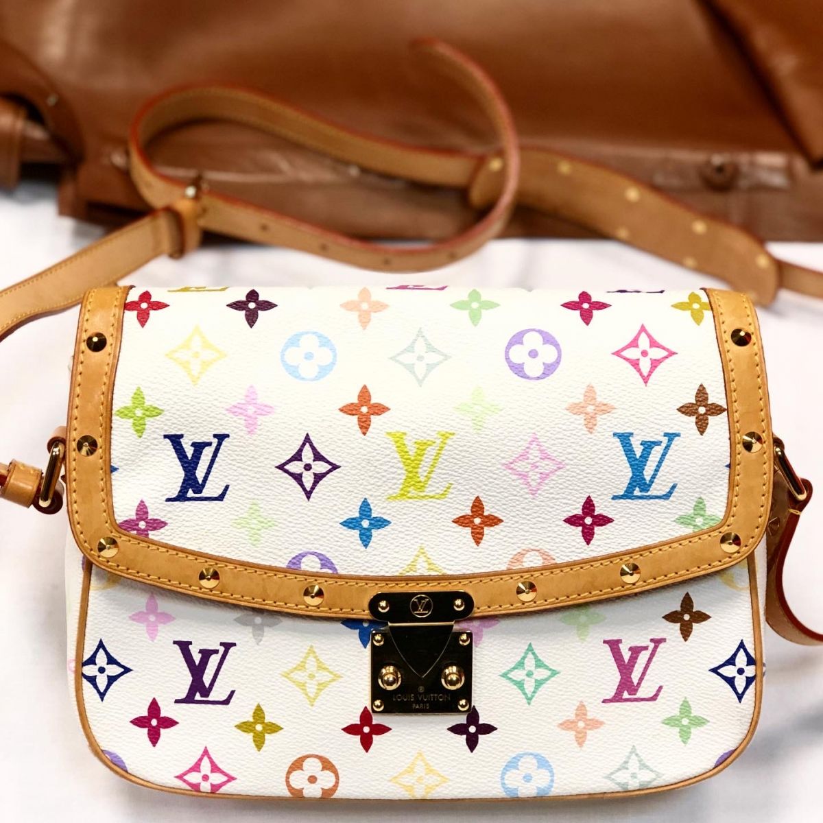 Сумка Louis Vuitton  размер 18/25 цена 46 155 руб