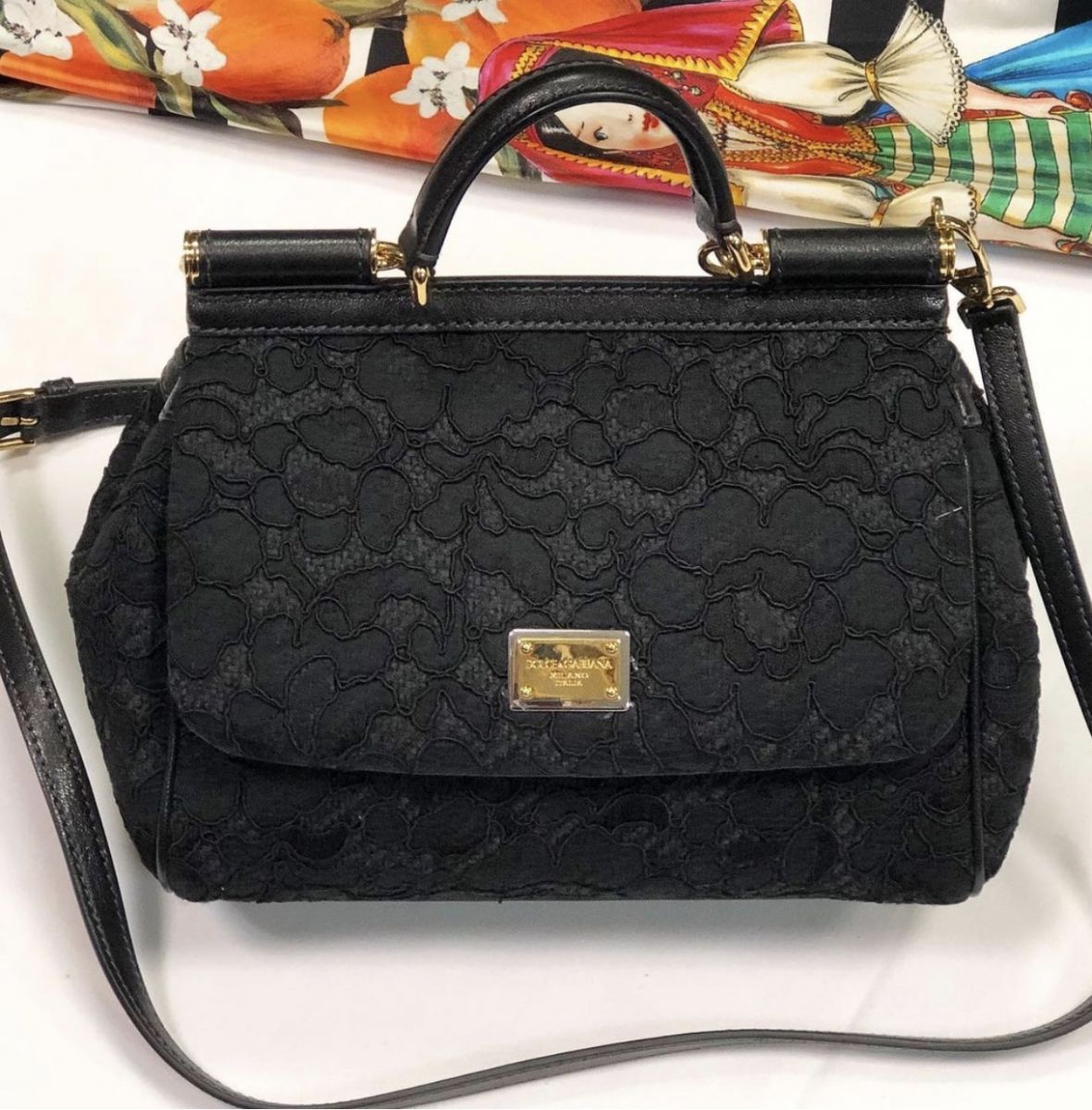 Сумка Dolce Gabbana размер 25*18 цена 30 770 руб