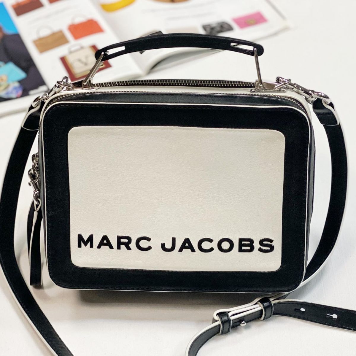 Сумка Marc Jacobs размер 23/17 цена 12 308 руб 