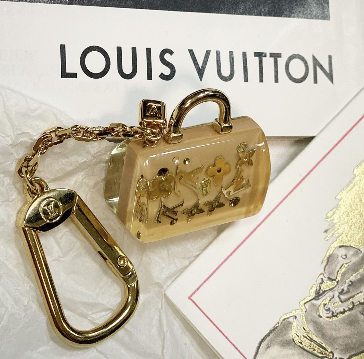 Брелок Louis Vuitton цена 10 770 руб 