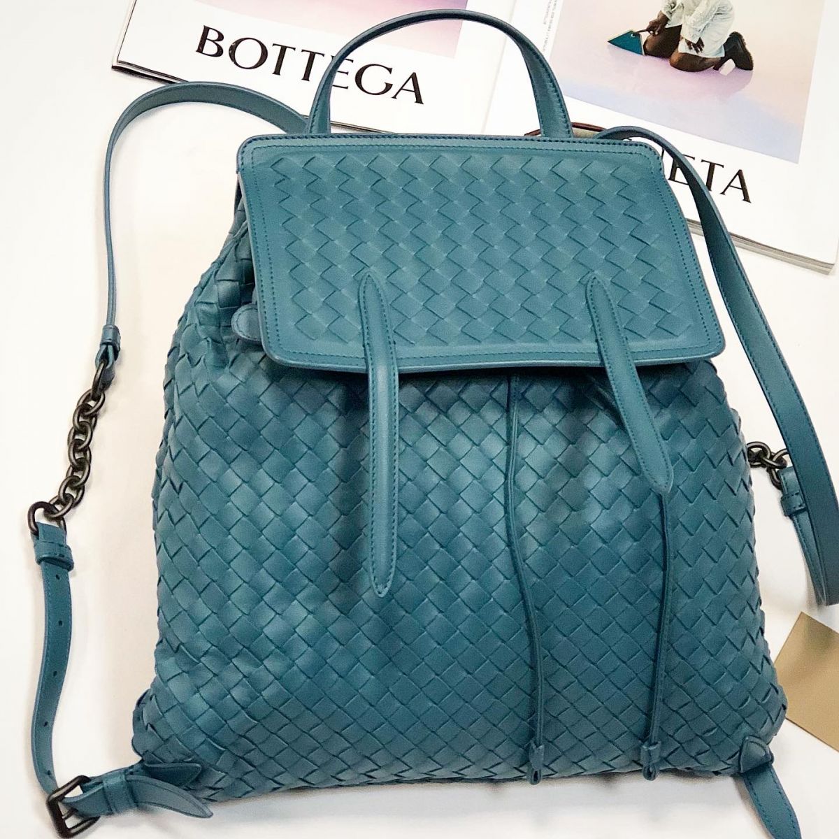 Рюкзак Bottega Veneta размер 27/30 цена 76 925 руб / карточки / 