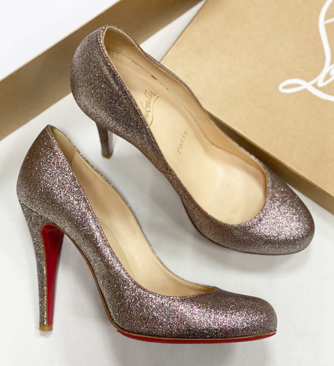 Туфли Louboutin размер 36.5 цена 10 770 руб
