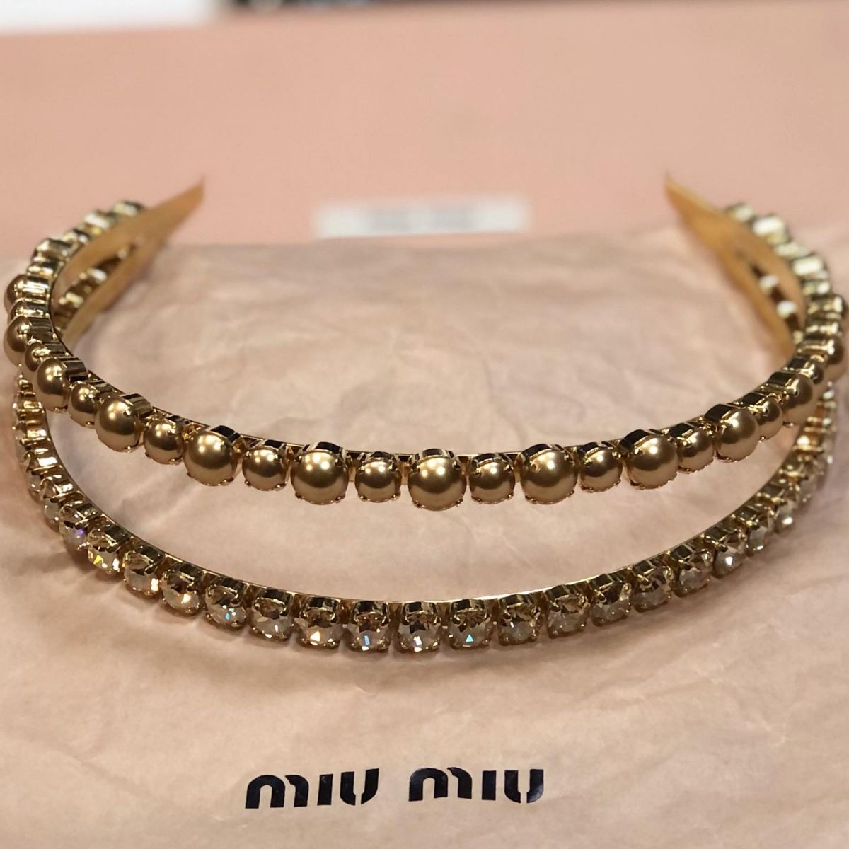 Ободок Miu Miu  цена 4 616 руб 