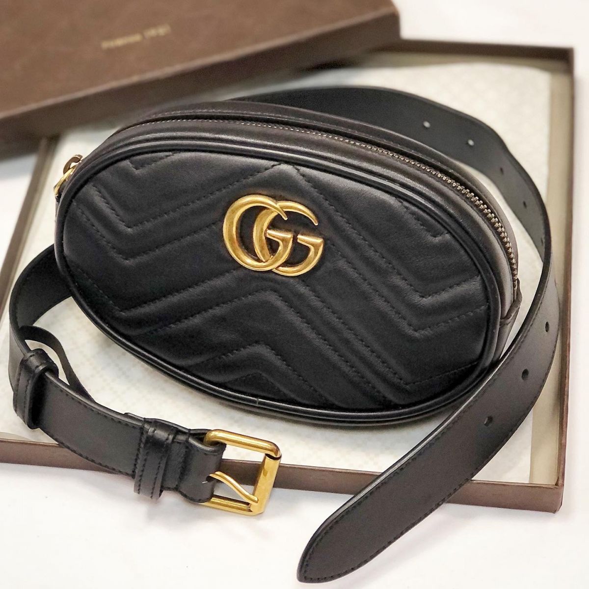 Сумка на пояс Gucci  размер 18/12 цена 23 078 руб 