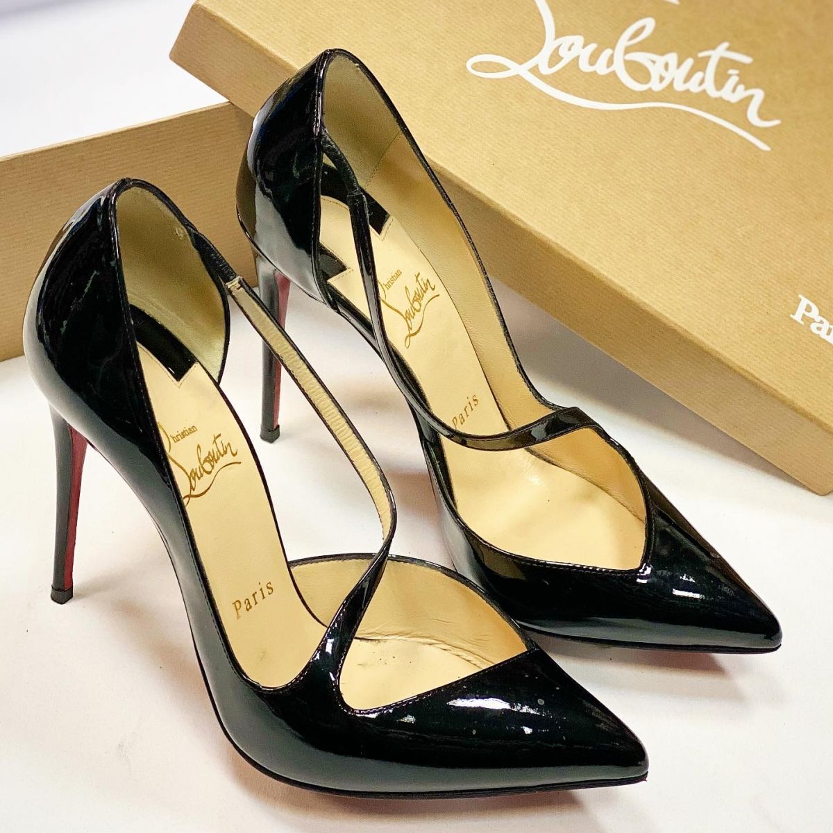 Туфли Louboutin размер 37.5 цена 23 078 руб 