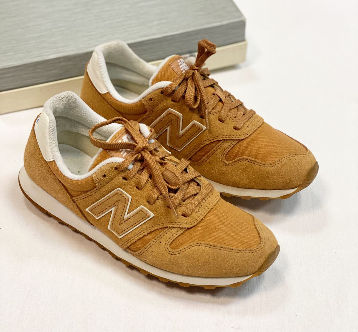 Кроссовки New Balance размер 41.5 цена 7 693 руб 