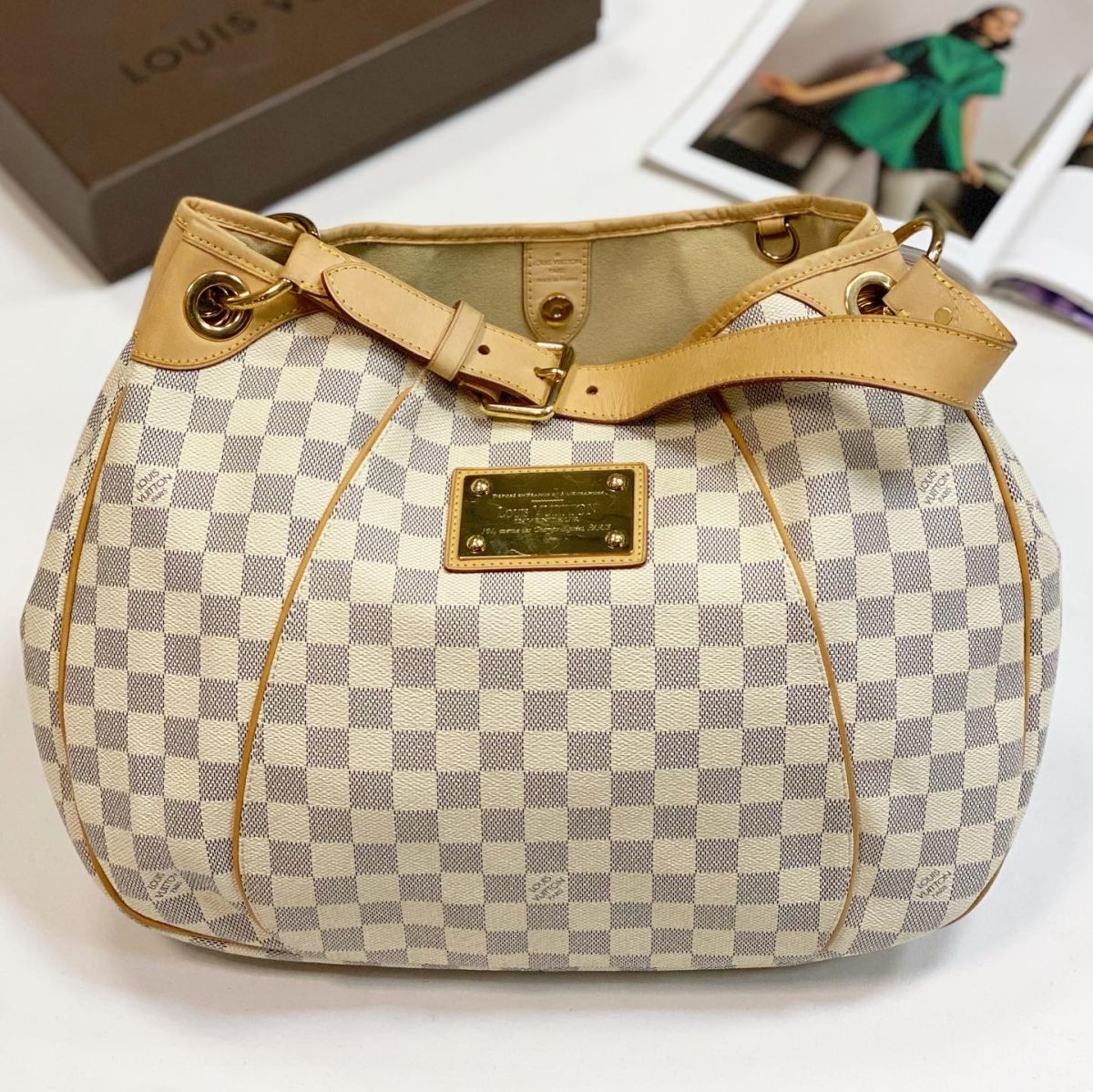 Сумка Louis Vuitton размер 40/28 цена 38 463 руб 